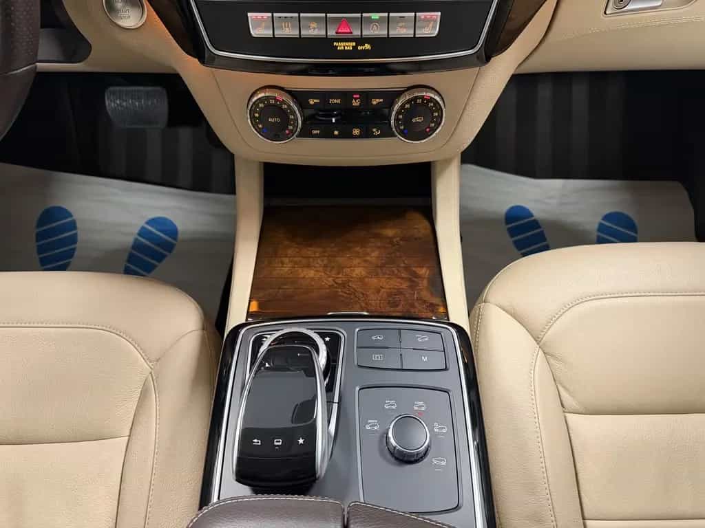 Mercedes-Benz GLE 500 4Matic AMG Line Night AHK Standheizung 04/2016-photo-21