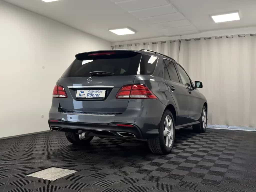 Mercedes-Benz GLE 500 4Matic AMG Line Night AHK Standheizung 04/2016-photo-35