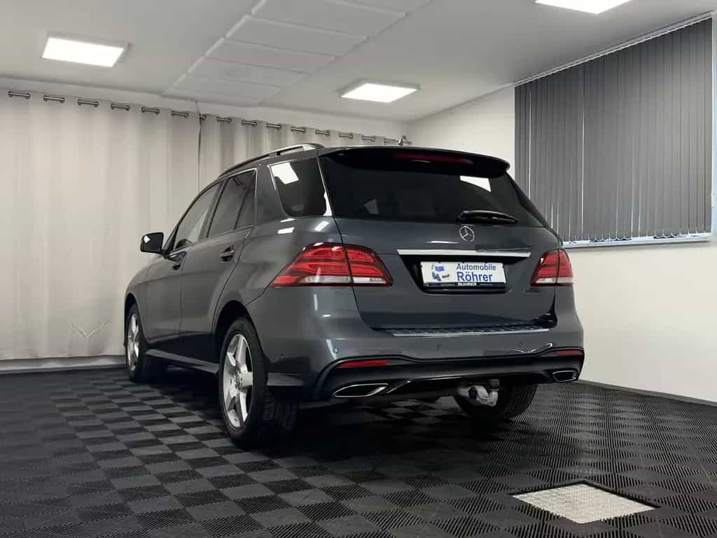 Mercedes-Benz GLE 500 4Matic AMG Line Night AHK Standheizung 04/2016-photo-36