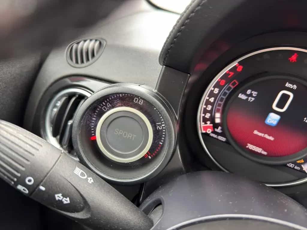 Abarth 595C 1.4 T-Jet MY19 PDC/CARPLAY/DAB/KLIMA 12/2019-photo-24