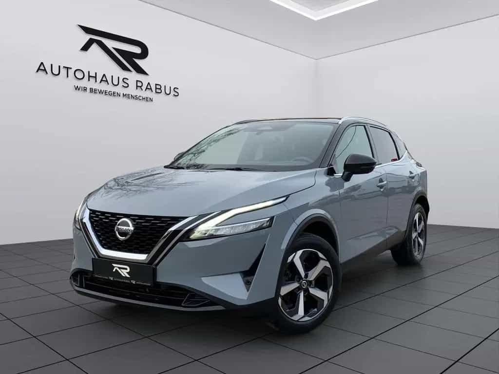 Nissan Qashqai 1.3 DIG-T Premiere Edition / LED / Pano. 11/2021-photo-1