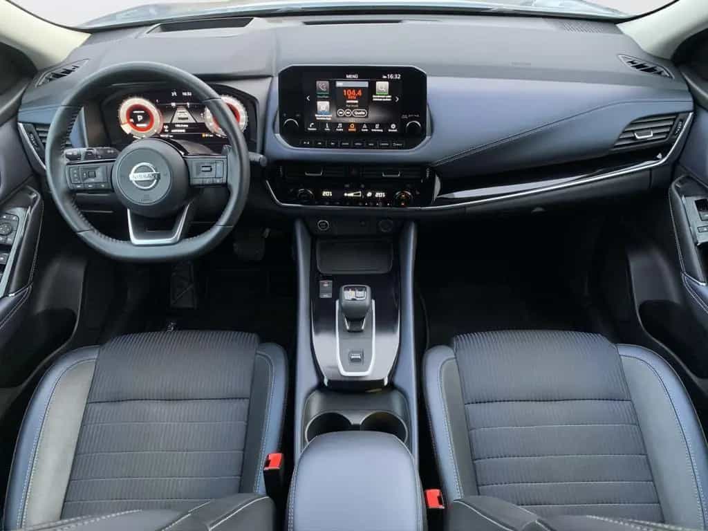 Nissan Qashqai 1.3 DIG-T Premiere Edition / LED / Pano. 11/2021-photo-12