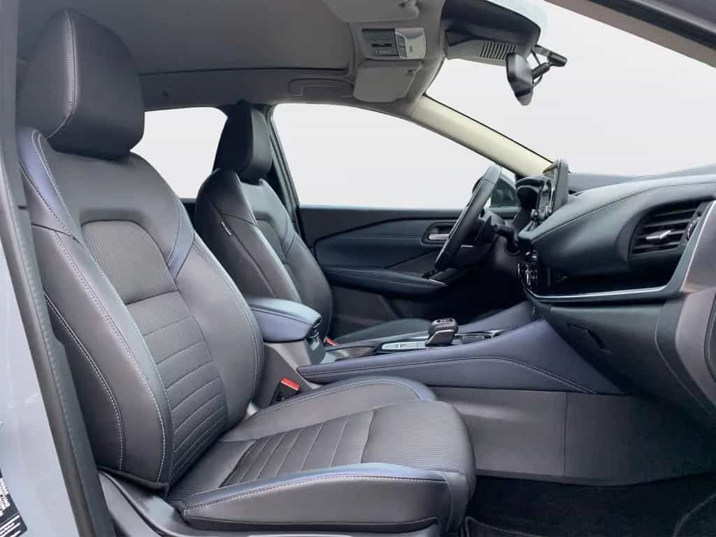 Nissan Qashqai 1.3 DIG-T Premiere Edition / LED / Pano. 11/2021-photo-17