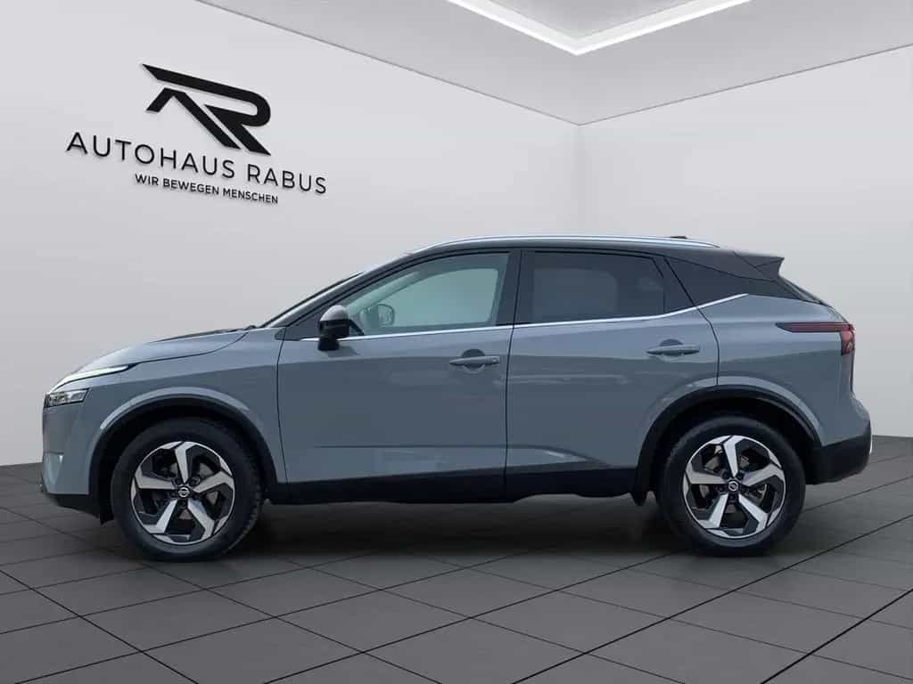Nissan Qashqai 1.3 DIG-T Premiere Edition / LED / Pano. 11/2021-photo-3
