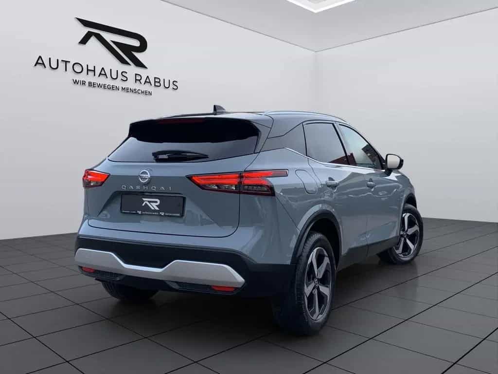 Nissan Qashqai 1.3 DIG-T Premiere Edition / LED / Pano. 11/2021-photo-6