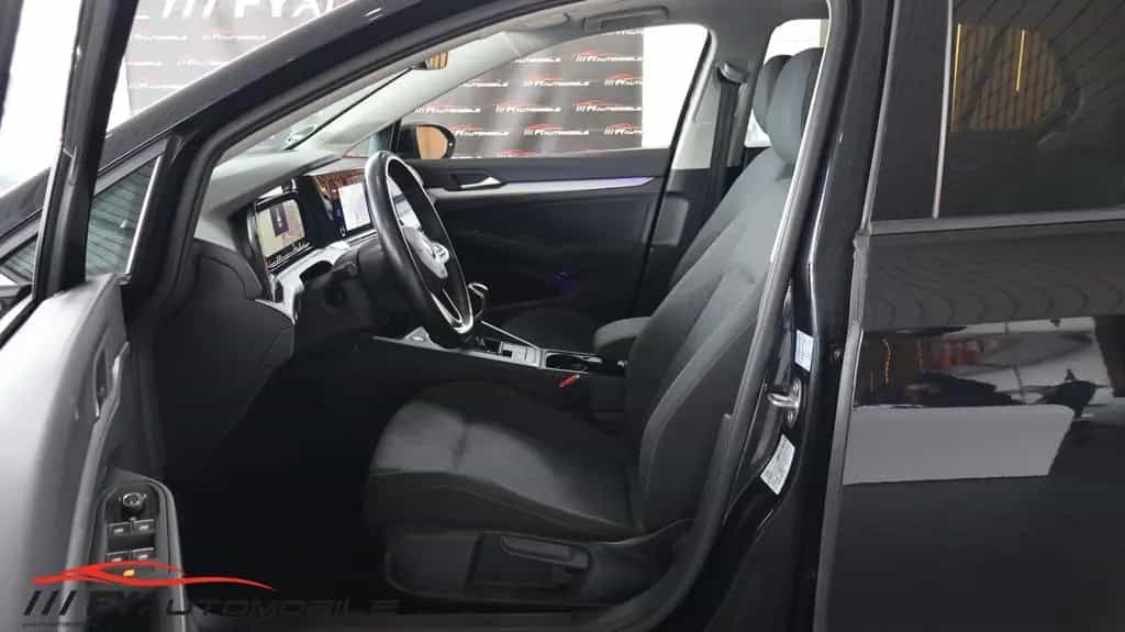 Volkswagen Golf Life* AHK* Android* CarPlay* Garantie 10/2020-photo-11