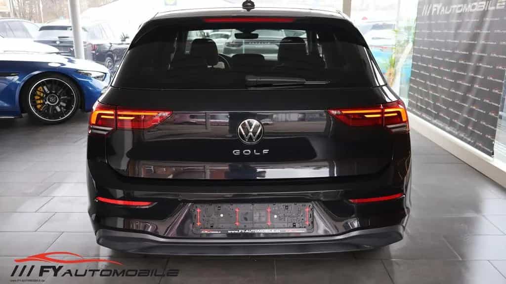 Volkswagen Golf Life* AHK* Android* CarPlay* Garantie 10/2020-photo-3