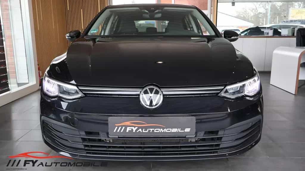 Volkswagen Golf Life* AHK* Android* CarPlay* Garantie 10/2020-photo-7