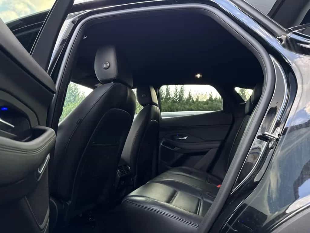 Jaguar E-Pace E-PACE D180 *AWD*LED*DISTRONIK*20ZOLL* 09/2020-photo-6