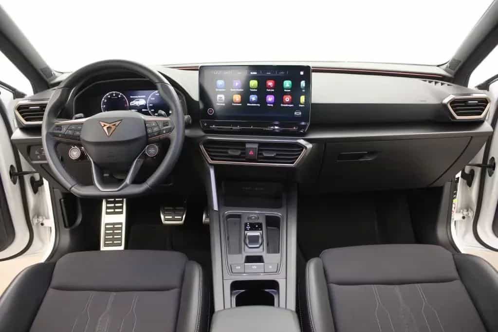 Cupra Leon SP VZ 2.0 TSI 228kW DSG LED*RFK*PANO*4x4*PD 01/2024-photo-10