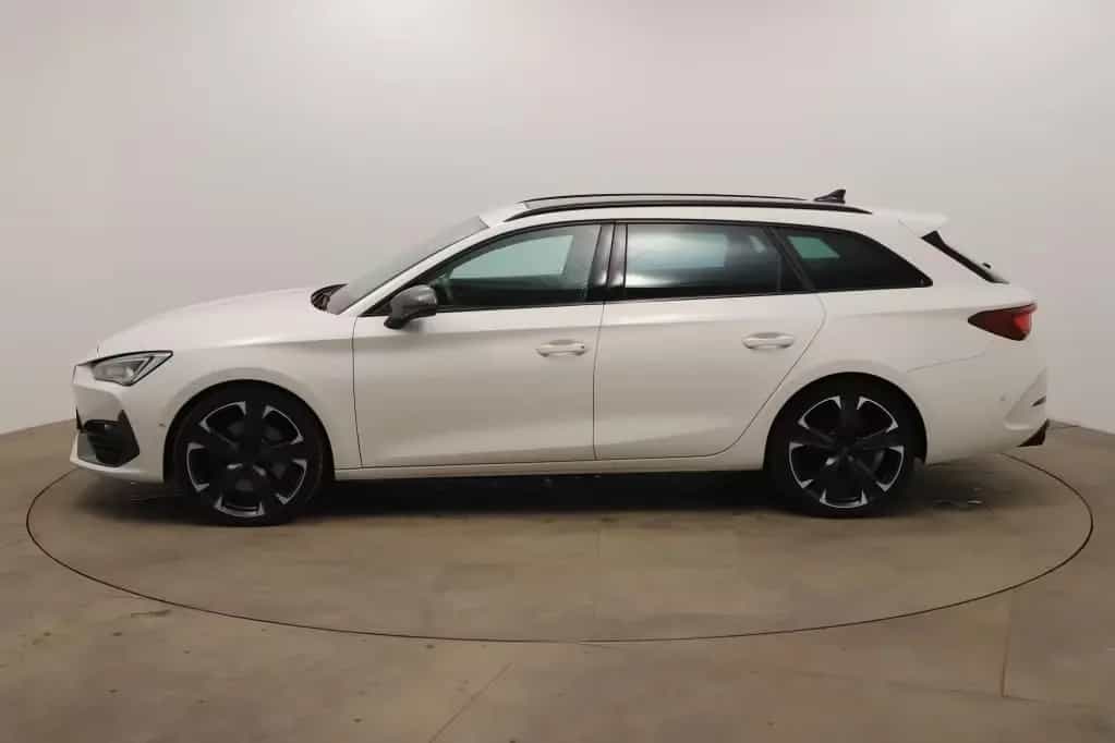 Cupra Leon SP VZ 2.0 TSI 228kW DSG LED*RFK*PANO*4x4*PD 01/2024-photo-12