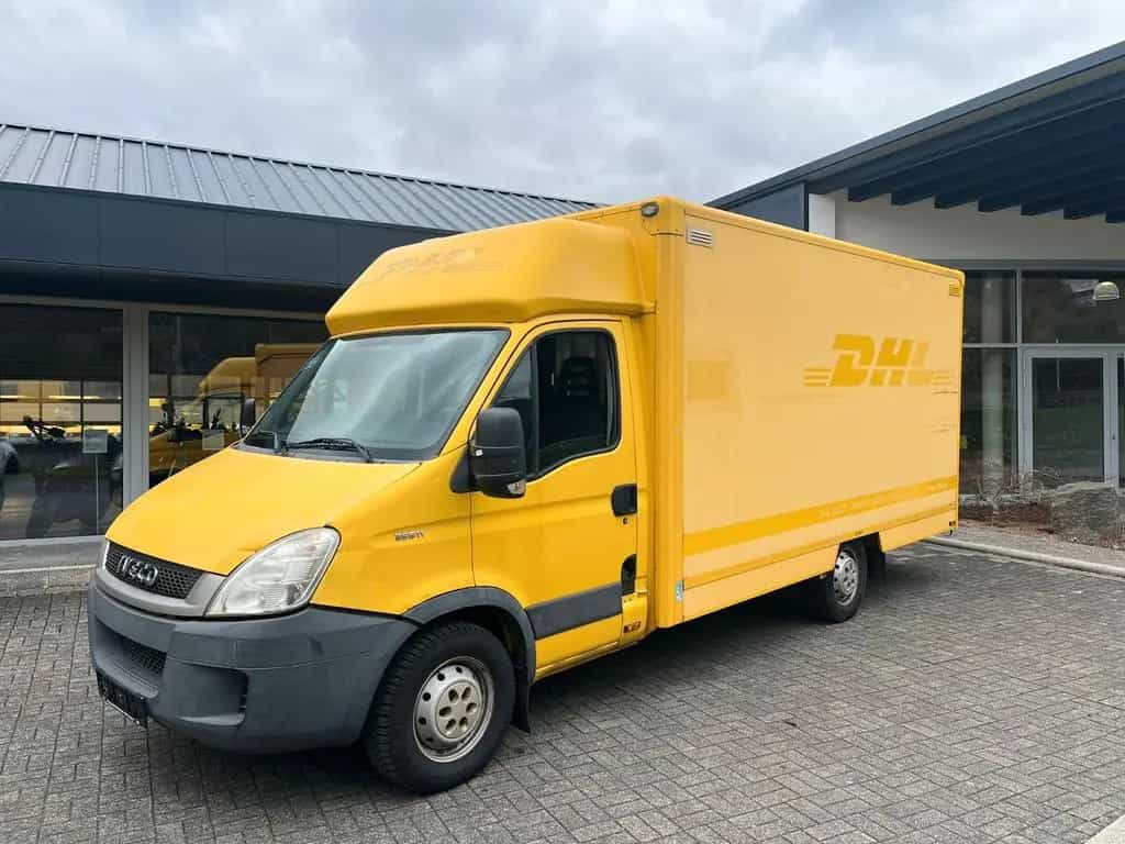 Iveco Daily / Koffer Foodtruck Camper Automatik 09/2011-photo-1