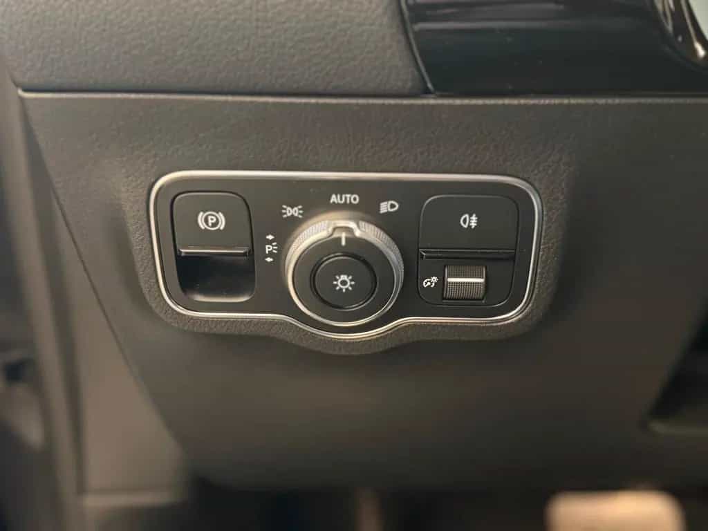 Mercedes-Benz B-Class 250 Prog. 7G-DCT PTS AHK LED SHZ StandH Rü-Ka 03/2019-photo-15