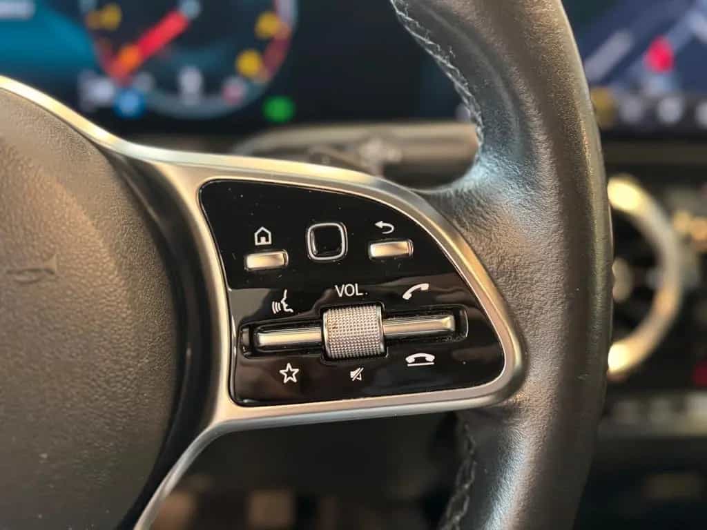 Mercedes-Benz B-Class 250 Prog. 7G-DCT PTS AHK LED SHZ StandH Rü-Ka 03/2019-photo-17