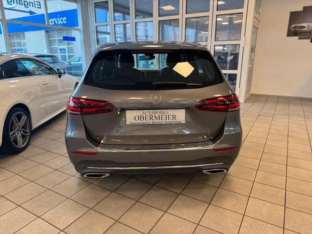 Mercedes-Benz B-Class 250 Prog. 7G-DCT PTS AHK LED SHZ StandH Rü-Ka 03/2019-photo-3