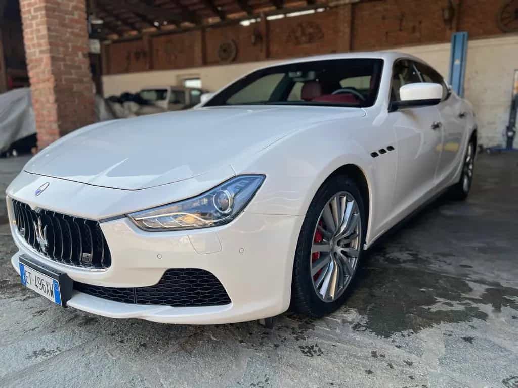 Maserati Ghibli V6 S Q4 410cv 01/2014-photo-2