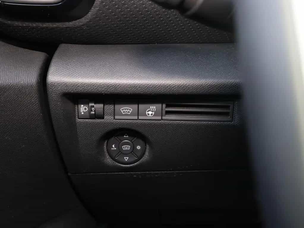 Citroën C4 C4 PureTech 130 S&S EAT8 Max 03/2024-photo-6