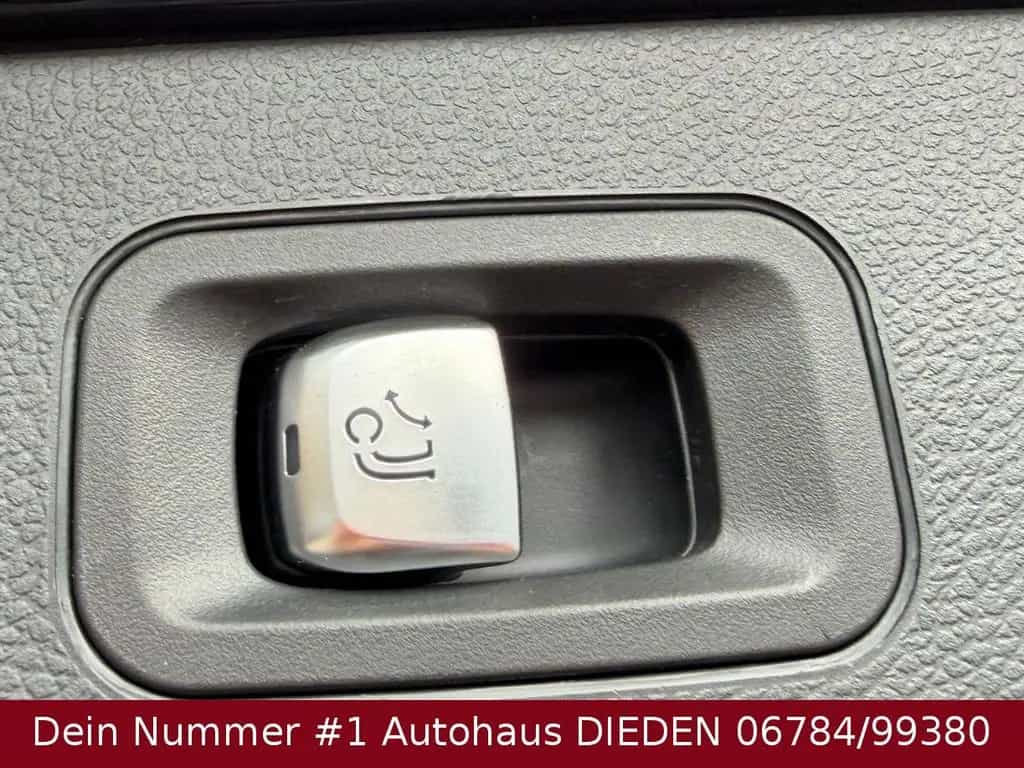 Mercedes-Benz GLC-Class 200 4Matic LEDER + AHK + 360° 11/2019-photo-21
