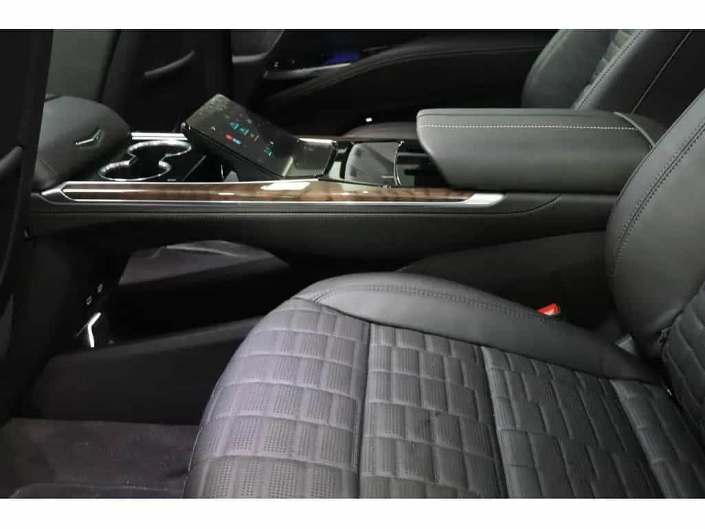 Cadillac Escalade Platinum Sport ESV MY26 24Zoll ABV null-photo-23