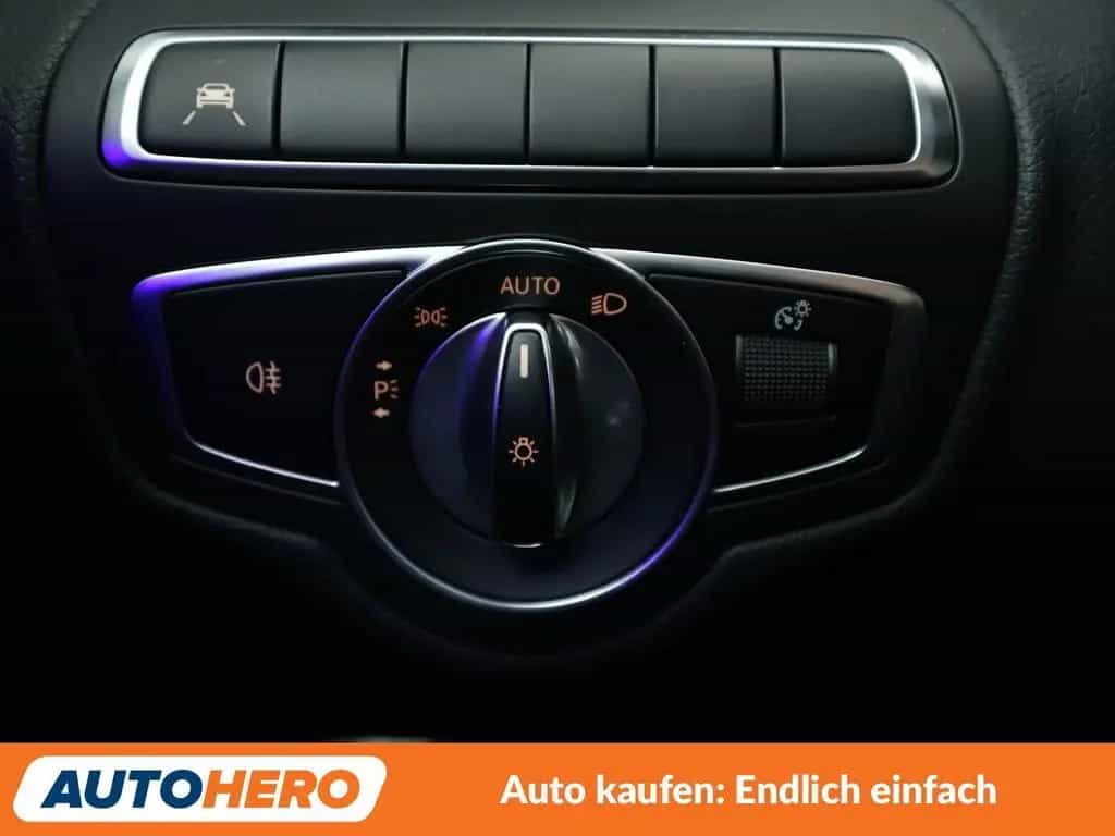 Mercedes-Benz C-Class 300 T AMG Line Aut.*LED*TEMPO*CAM*PDC*SHZ* 12/2018-photo-26