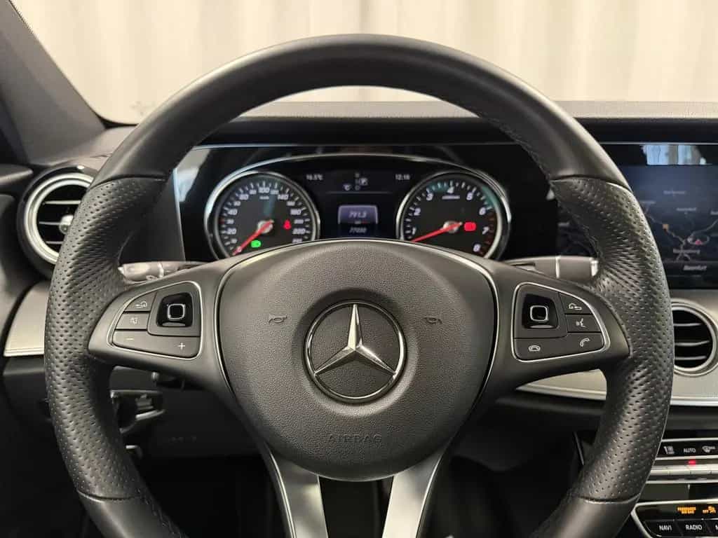Mercedes-Benz E 400 T 4Matic AMG Line 7-Sitze MB-LED Kamera 10/2017-photo-13