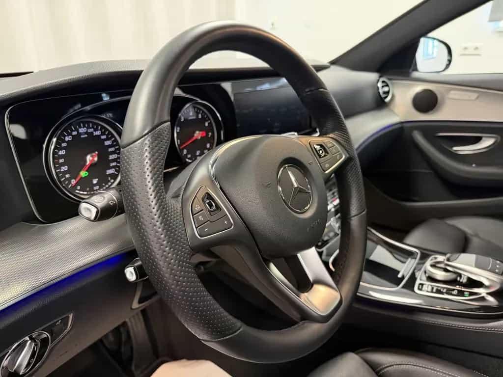 Mercedes-Benz E 400 T 4Matic AMG Line 7-Sitze MB-LED Kamera 10/2017-photo-9