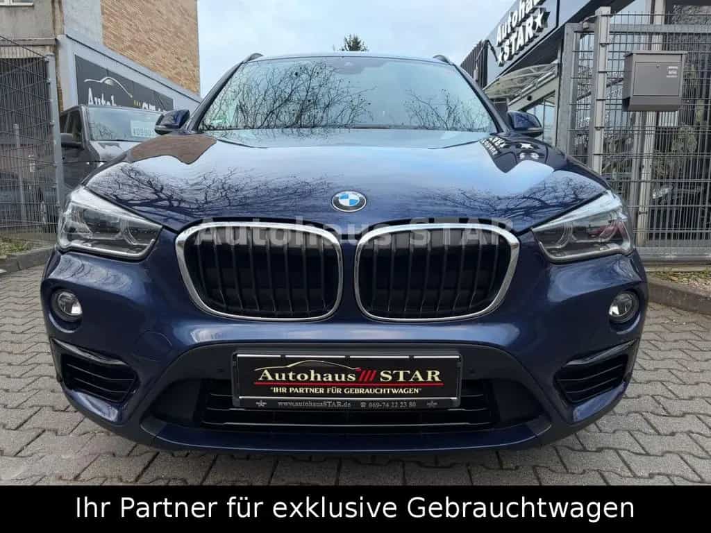 BMW X1 xDrive 18d Sport Line / KAMERA - LEDER - PANO 04/2018-photo-1