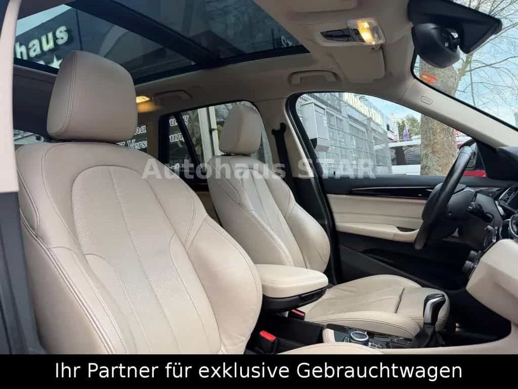 BMW X1 xDrive 18d Sport Line / KAMERA - LEDER - PANO 04/2018-photo-12