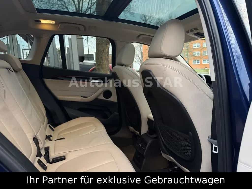 BMW X1 xDrive 18d Sport Line / KAMERA - LEDER - PANO 04/2018-photo-15