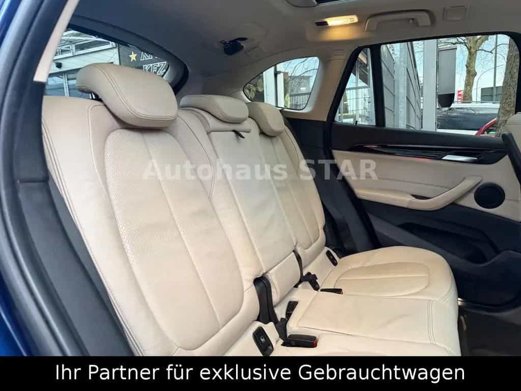 BMW X1 xDrive 18d Sport Line / KAMERA - LEDER - PANO 04/2018-photo-16