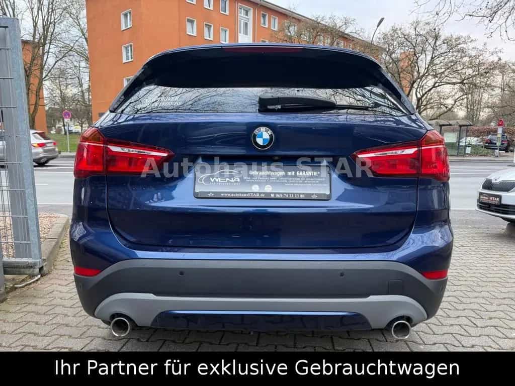BMW X1 xDrive 18d Sport Line / KAMERA - LEDER - PANO 04/2018-photo-4