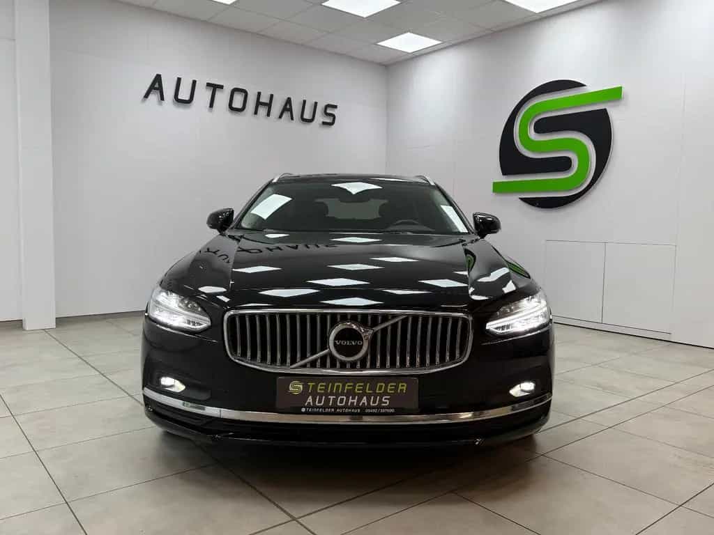 Volvo V90 B4 Inscription / ACC/  LED / SHZ /  PANORAMA 02/2022-photo-1