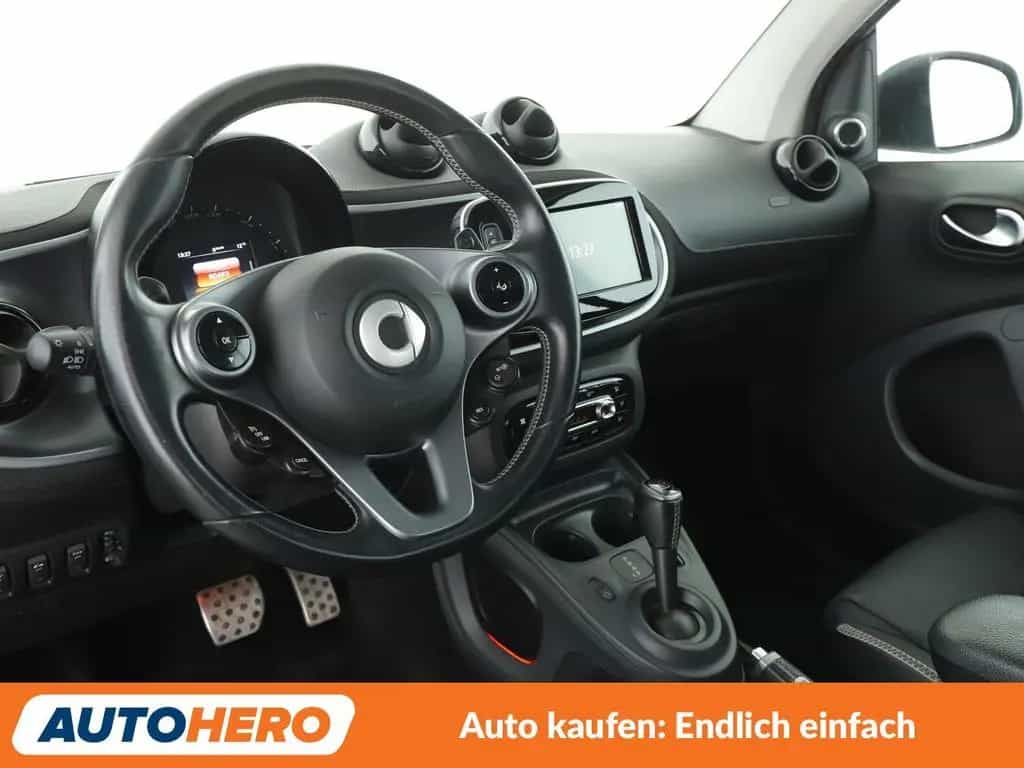 Smart ForTwo 0.9 Turbo Brabus Aut.*NAVI*TEMPO*CAM* 03/2017-photo-10