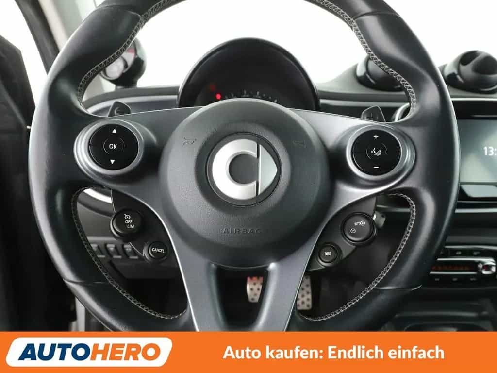 Smart ForTwo 0.9 Turbo Brabus Aut.*NAVI*TEMPO*CAM* 03/2017-photo-16