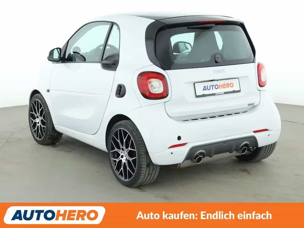 Smart ForTwo 0.9 Turbo Brabus Aut.*NAVI*TEMPO*CAM* 03/2017-photo-3