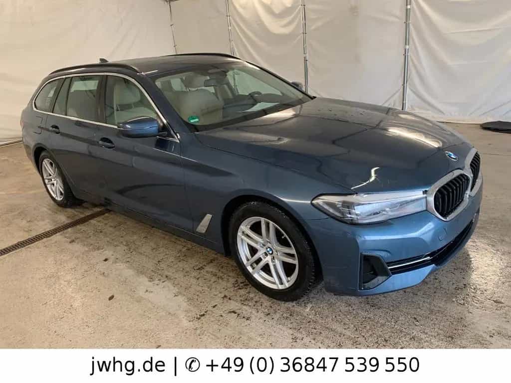 BMW 5 Series 520 xDr Leder ACC HeadUp CockpitProf DAB Navi+ 12/2023-photo-1