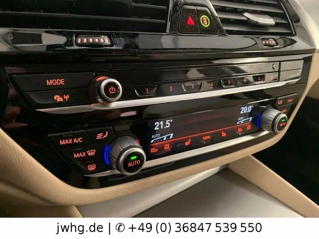 BMW 5 Series 520 xDr Leder ACC HeadUp CockpitProf DAB Navi+ 12/2023-photo-12