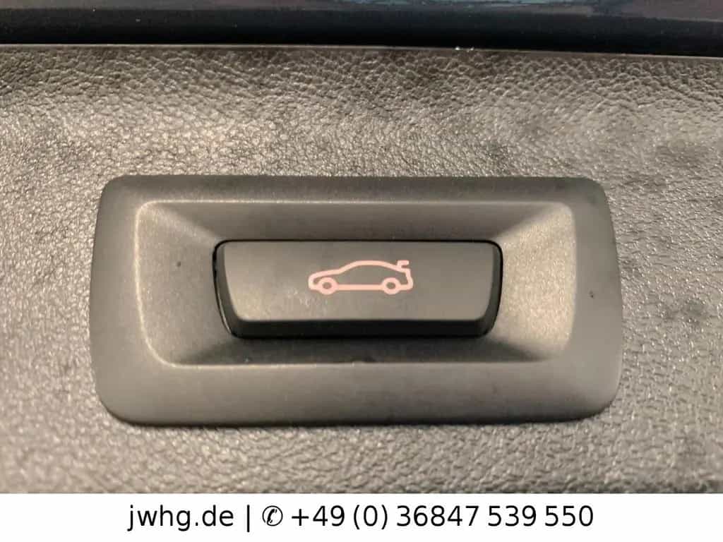 BMW 5 Series 520 xDr Leder ACC HeadUp CockpitProf DAB Navi+ 12/2023-photo-6