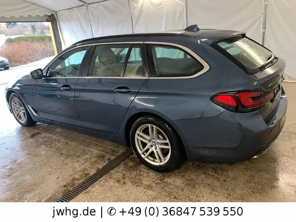 BMW 5 Series 520 xDr Leder ACC HeadUp CockpitProf DAB Navi+ 12/2023-photo-7