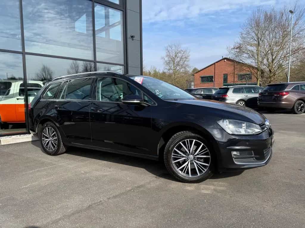 Volkswagen Golf VII V. Allstar DSG*SHZ*PDC*FSP*APPLE CAR* 03/2017-photo-30
