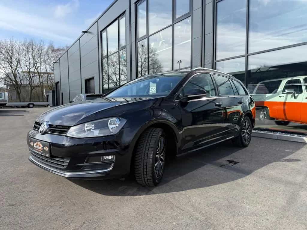 Volkswagen Golf VII V. Allstar DSG*SHZ*PDC*FSP*APPLE CAR* 03/2017-photo-31