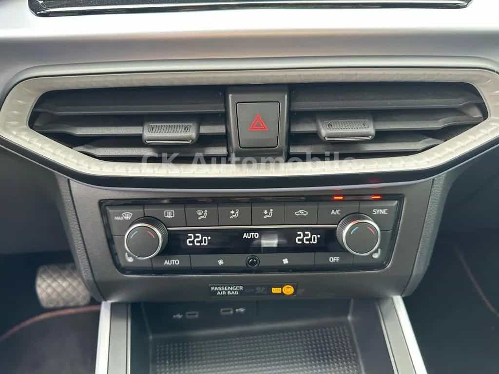 Seat Arona 1.5 TSI 110kW FR DSG/Navi/LED/Kam/AHK 11/2022-photo-16