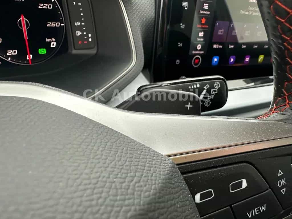 Seat Arona 1.5 TSI 110kW FR DSG/Navi/LED/Kam/AHK 11/2022-photo-23