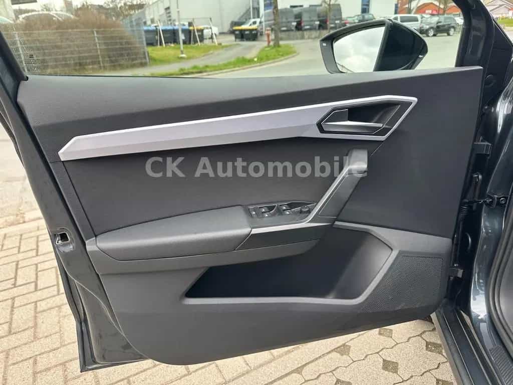Seat Arona 1.5 TSI 110kW FR DSG/Navi/LED/Kam/AHK 11/2022-photo-26