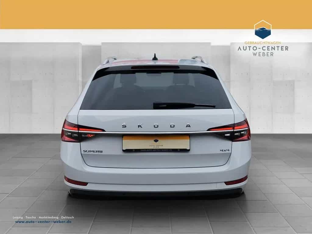 Skoda Superb Combi 2.0 TDI Style 4x4 DSG 360°*ACC*AHK 02/2023-photo-4