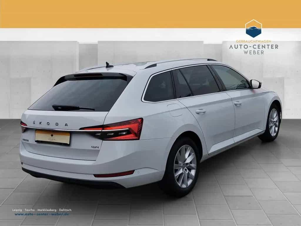Skoda Superb Combi 2.0 TDI Style 4x4 DSG 360°*ACC*AHK 02/2023-photo-5