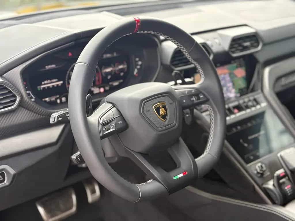 Lamborghini Urus 4.0 V8 Performante 666PS full Carbon in/out 01/2025-photo-27
