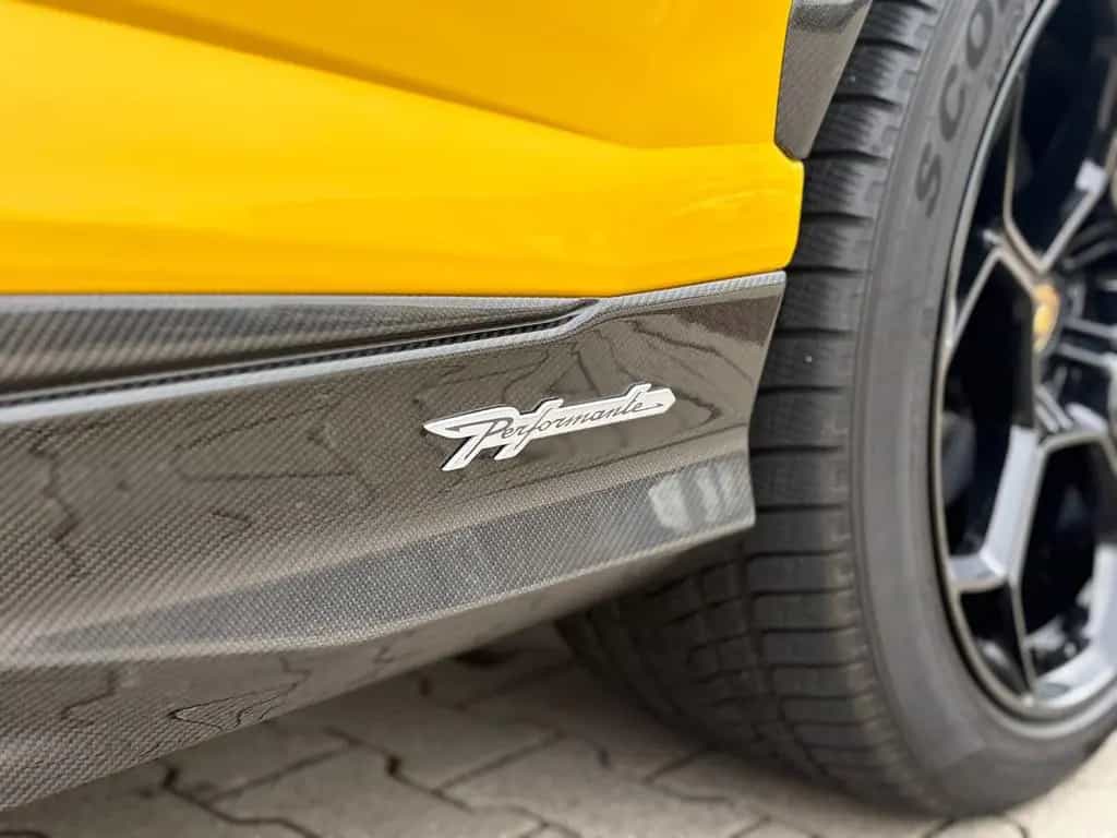 Lamborghini Urus 4.0 V8 Performante 666PS full Carbon in/out 01/2025-photo-37