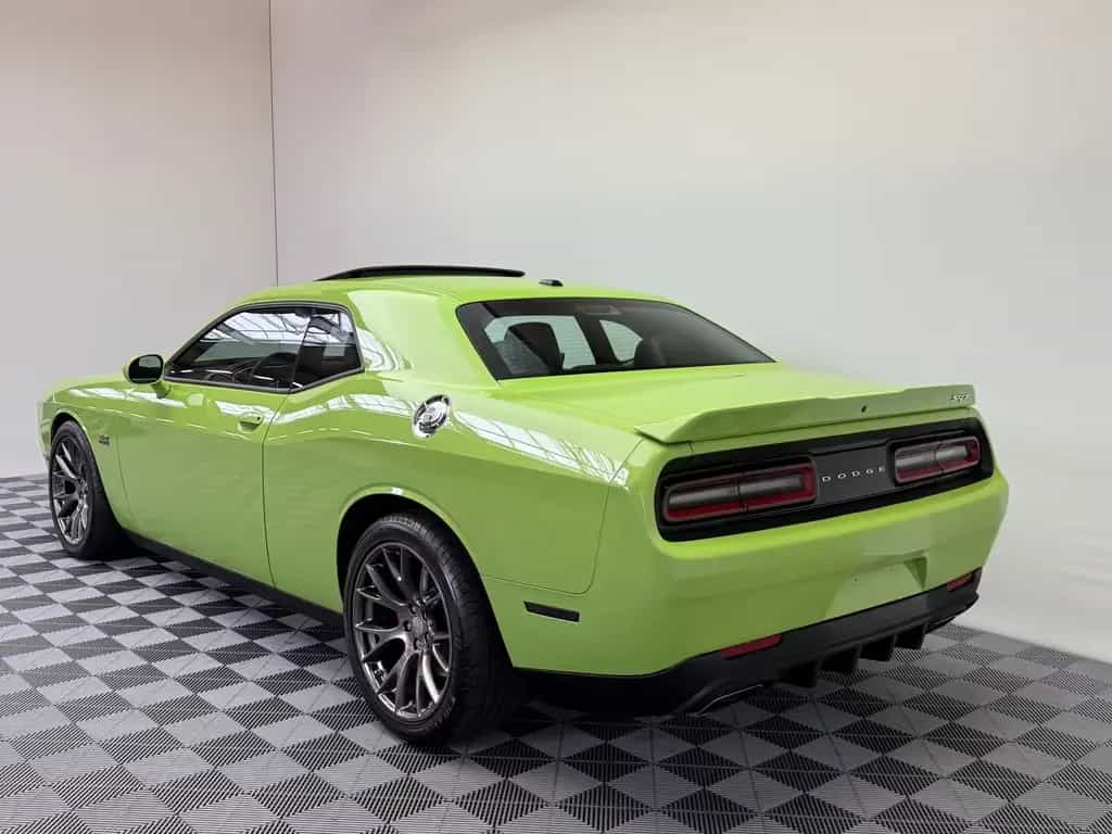 Dodge Challenger SRT369 6.4 |SRT-Austattung|Unfallfrei 03/2015-photo-2
