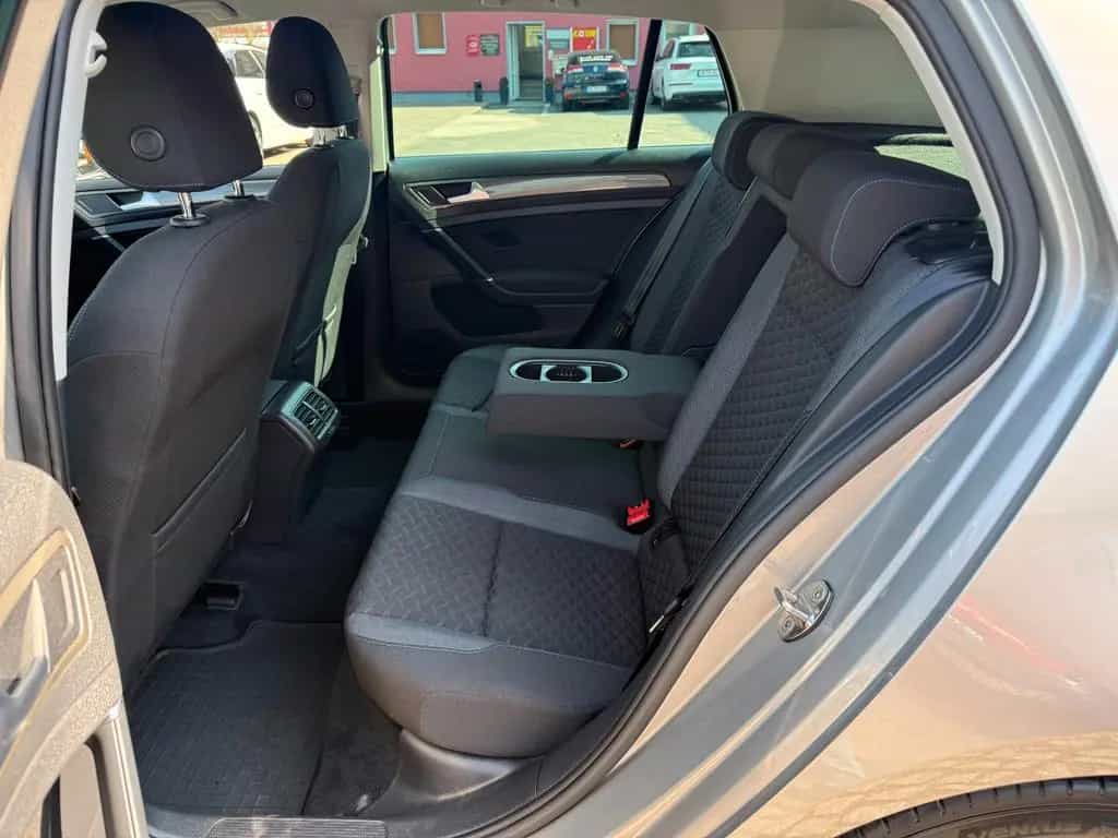 Volkswagen Golf VII 1.5 TSI DSG Join LED Navi Standheizung 03/2018-photo-14